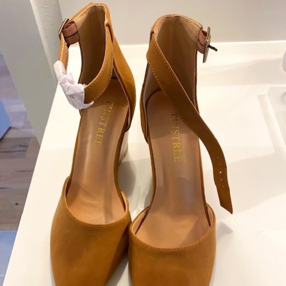 Tinstree Beige Wedges